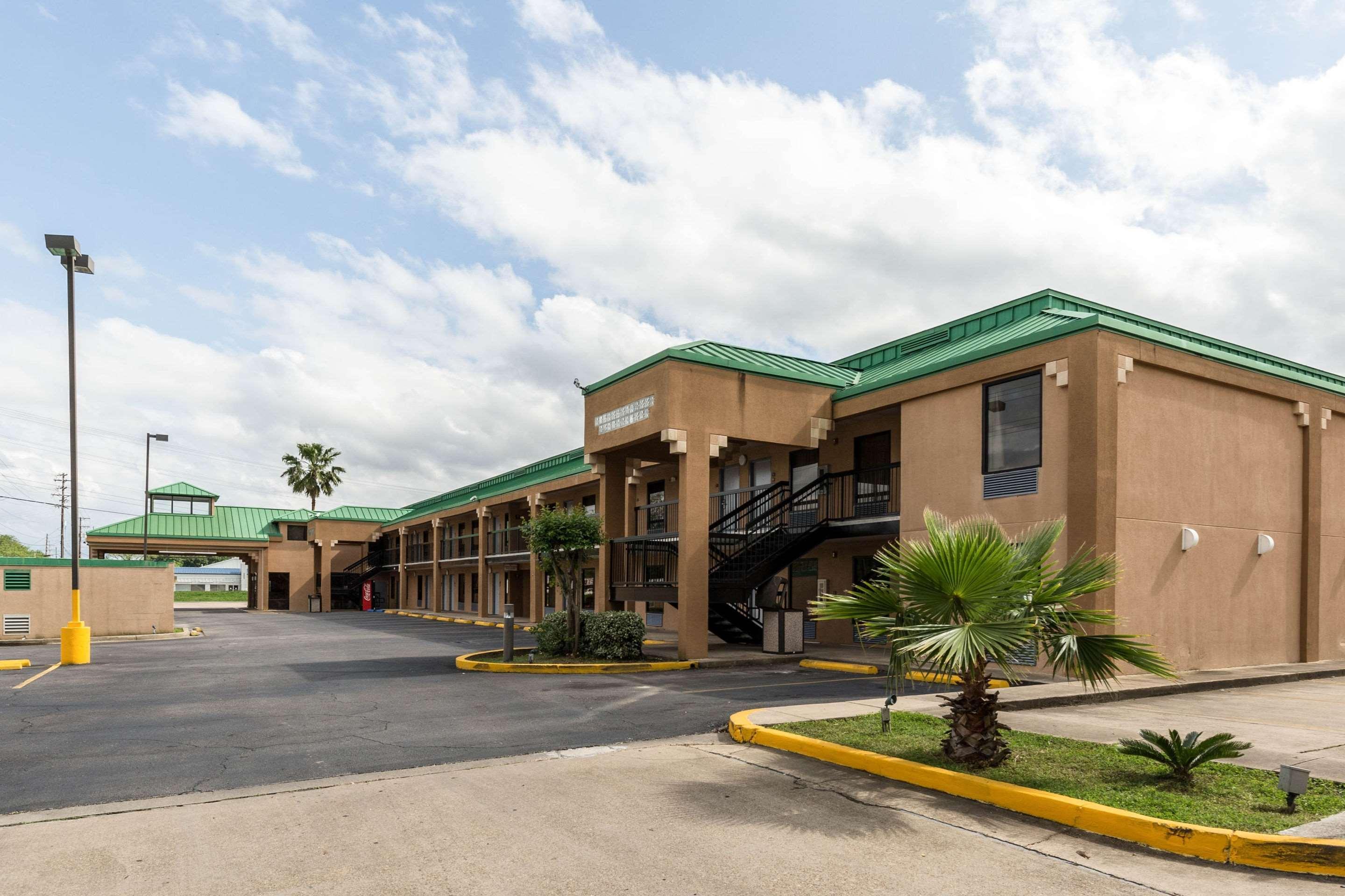 Quality Inn Alexandria Exterior foto