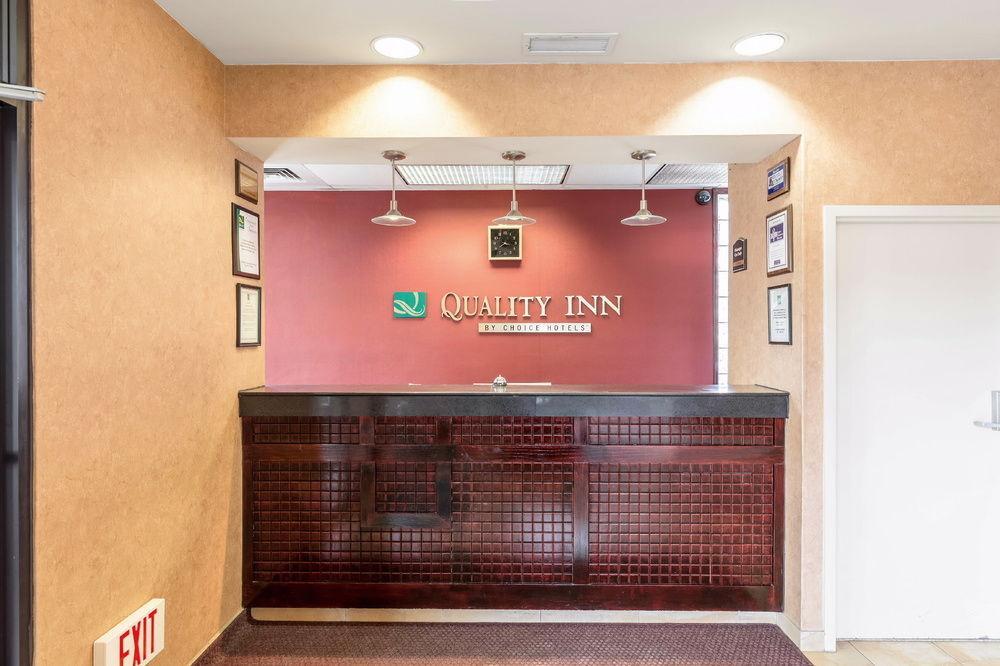 Quality Inn Alexandria Exterior foto