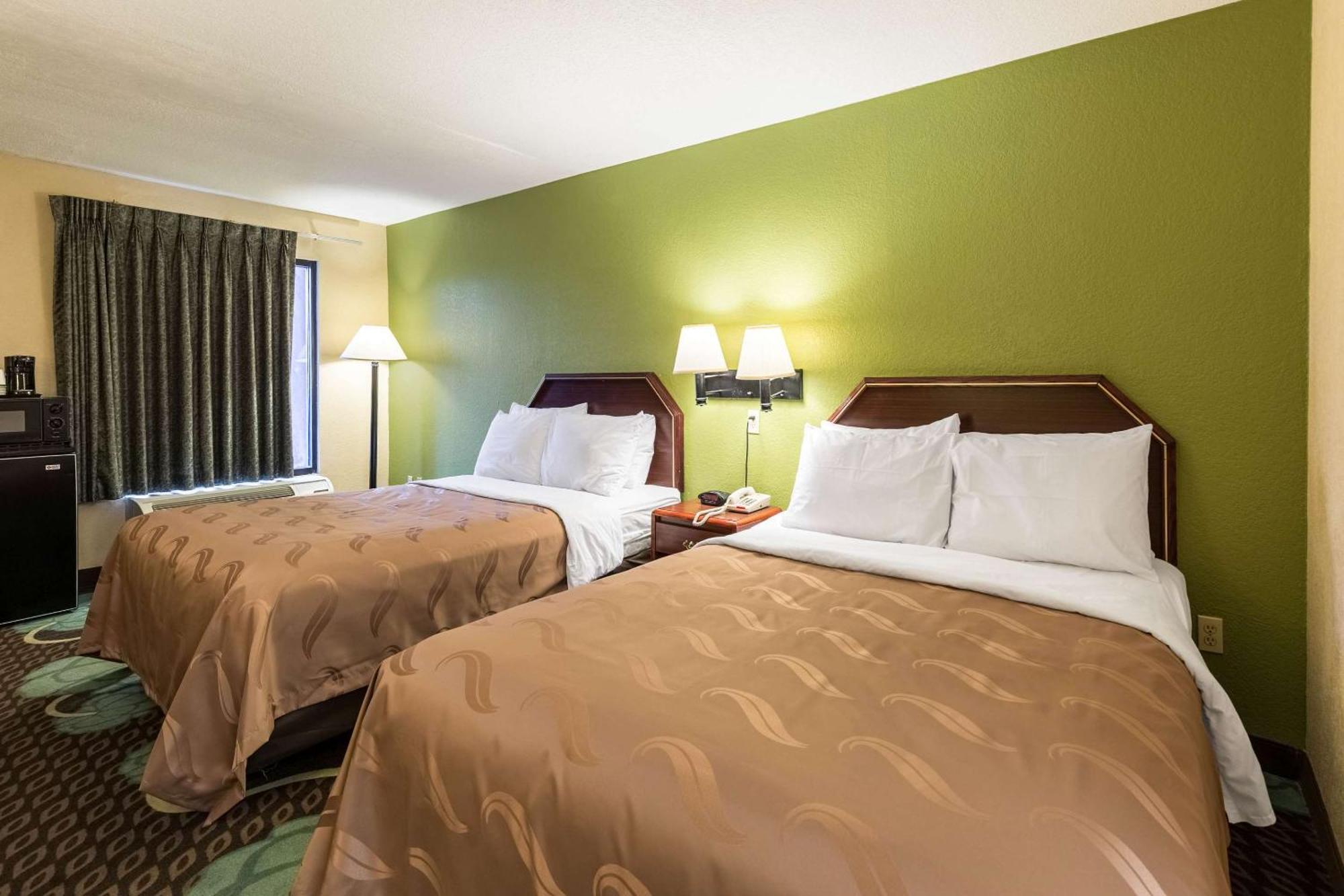 Quality Inn Alexandria Exterior foto